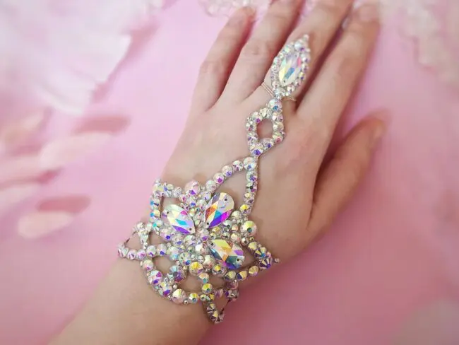 Belly dance finger bracelet