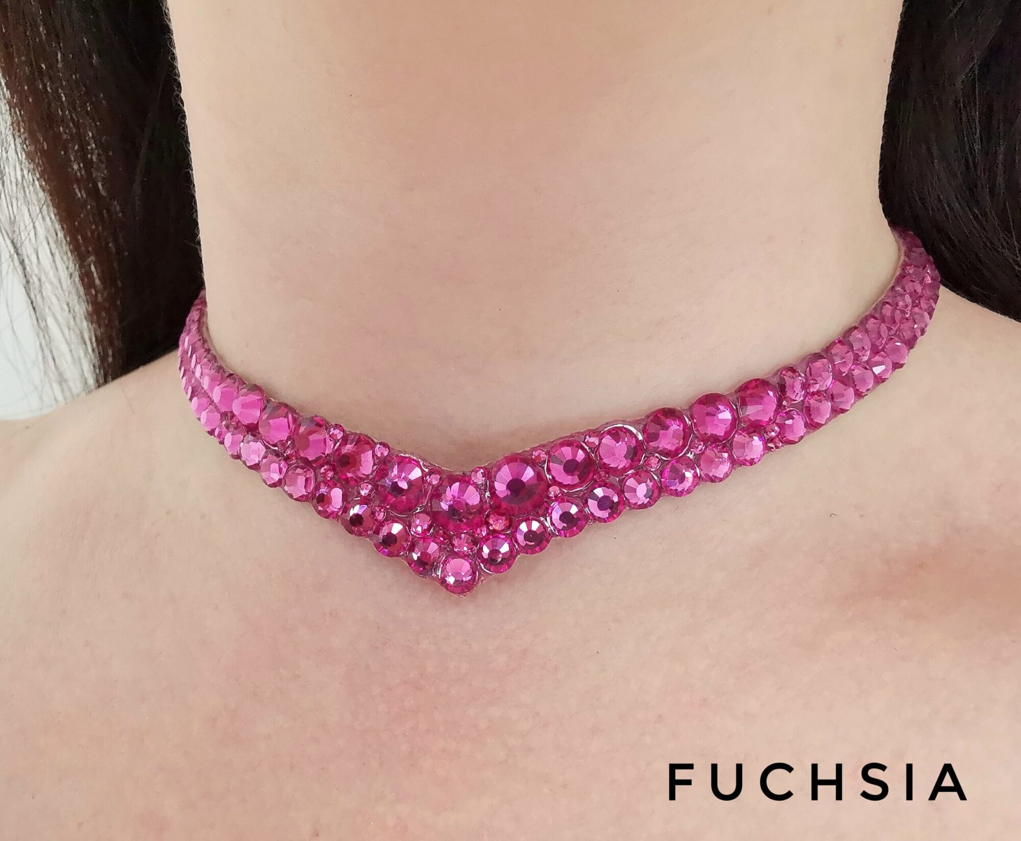 Ballroom fuchsia necklace with crystals