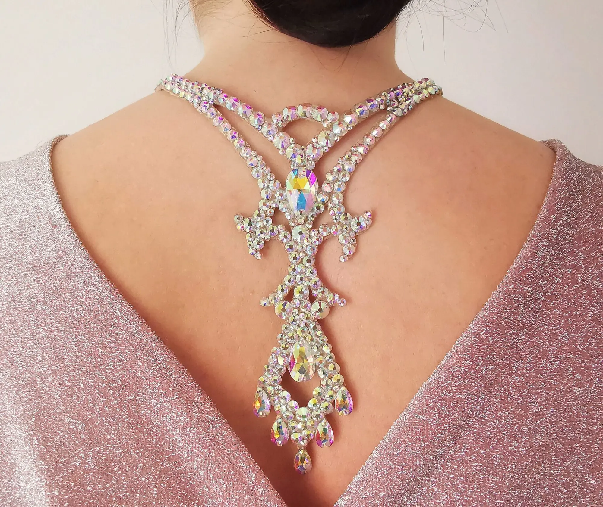 Ballroom back necklace with rhinestones